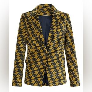 ISO ✨ looking for Boden trumpet birds velvet blazer size 16